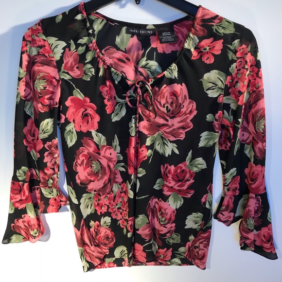 Impressions M roses on black blouse bell long slee